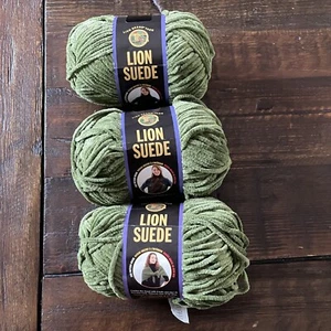 3 Stück Löwenmarke Garne Wildleder Farbe oliv #132 NEU gleicher Posten grün - Bild 1 von 4