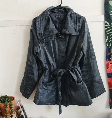 Chaqueta gabardina Samuel Dong Shimmer azul metálico ceñido con cinturón Lagenlook M Foto 1 de 4