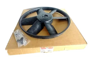 Engine Cooling Fan Assembly Front ACDELCO GM OE 15-8472 - Picture 1 of 6