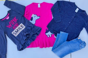 Lot of 4 Girls Clothes SZ 5T Old Navy Jeans Wink Sweatshirt Dress Dog Gymboree - Picture 1 of 21