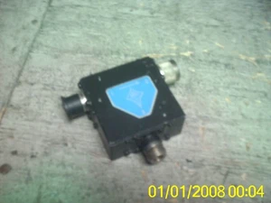 FILTRO AISLADOR PRODUCTO DECIBEL DB4345M-A 850-870 MHZ DB2088-26 - Imagen 1 de 4