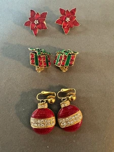 3 Vintage Christmas Holiday Clip On Ear Rings Poinsettia Ball Package Jewelry - Picture 1 of 5