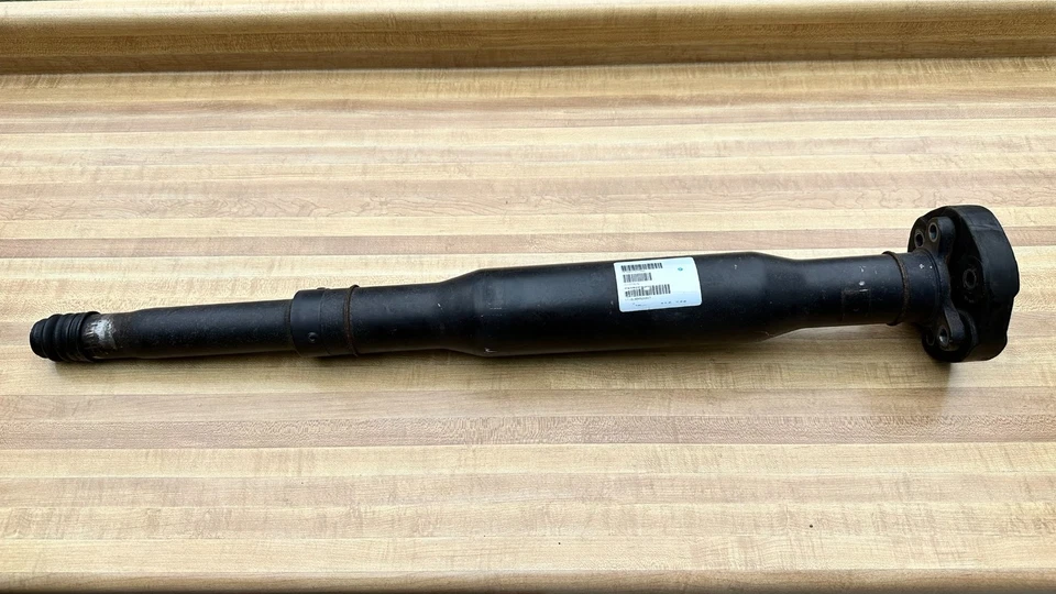 Оригинальный передний приводной вал зарядное устройство Magnum 2005-2010 LX 300 MOPAR 4593679AA RWD 2,7 л - Изображение 1 из 4