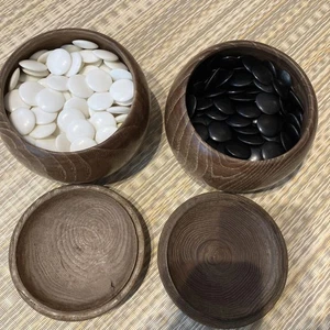 Go Steine Set mit runden Holzbehältern schwarz-weiß Spielfiguren - Bild 1 von 2