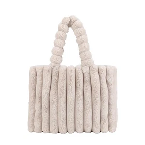 Furry Purse Large Fluffy Tote Bags for Winter Faux Fur Bag Fuzzy Purses and H... - Foto 1 di 7