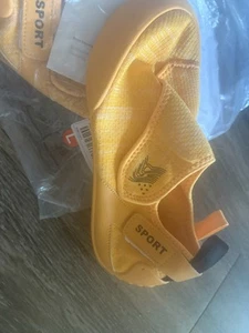 Butora Climbing Shoes US WOMEN 7.5 Purple - Picture 1 of 2