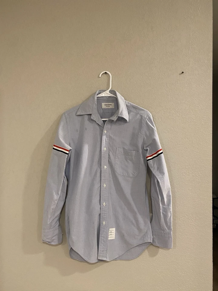 Camisa con botones Thom Browne para mujer pequeña azul cuello de algodón manga larga Foto 1 de 2