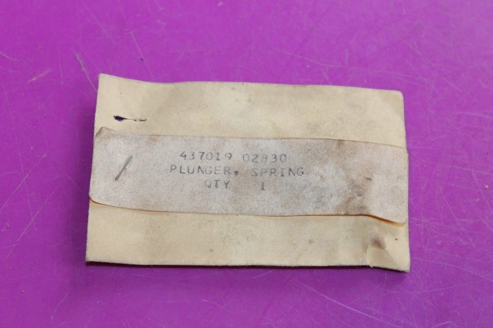 Echo Plunger, Spring.Part 43701902830. Acquired from a closed dealership.  - Image 1 of 1