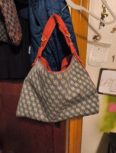 Dooney & Bourke Signature DB Logo Lg Bag. Everyday Tote / Weekend Bag. Gray /Red - Picture 1 of 9