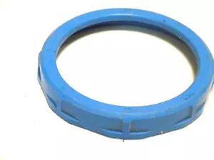 Boccole per condotti in plastica 1 - 4" marche assortite usate - Foto 1 di 1