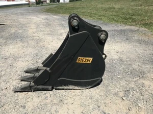 18" Excavator Bucket for Cat 308 and Similar sized machines - Picture 1 of 10