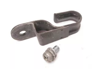 Yamaha RD400 1976 soporte para manguera de freno trasero 1A1-25875-02-00 - Imagen 1 de 4
