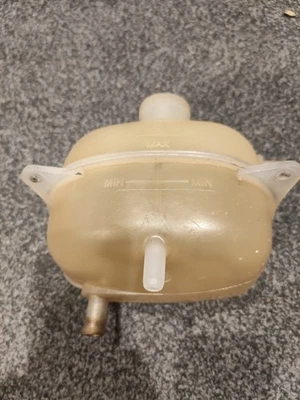 Réservoir d'expansion liquide de refroidissement bouteille réservoir d'eau sans capteur type MGF MG TF (f1) - Photo 1/4