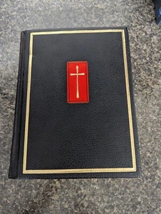 1970 The Holy Bible NAB Living Word Edition Illustrated Hard Cover CLEAN - Imagen 1 de 5
