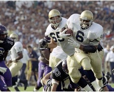 Jerome Bettis Notre Dame Fighting Irish Unsigned Running 16x20 Photo