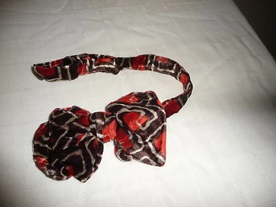 #616/RR antique vtg BLACK  Maroon & white design VELVET fabric BOW TIE  - Image 1 of 4