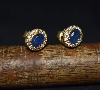 Zaffiro Blu Gemma Placcato Oro 925 Argento Sterling Pavé di Diamanti Orecchini - Immagine 1 di 4