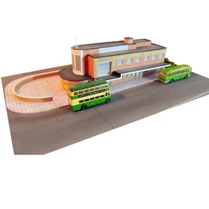 Kingsway, 00 scale, Southdown Haywards Heath bus station,  ** ready made **. - Picture 1 of 3