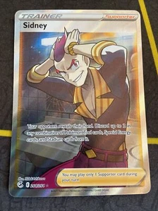 Sidney Trainer Holo Full Art Ultra Rara 264/264 Pokémon 2021 Fusion Strike NM/M - Foto 1 di 4