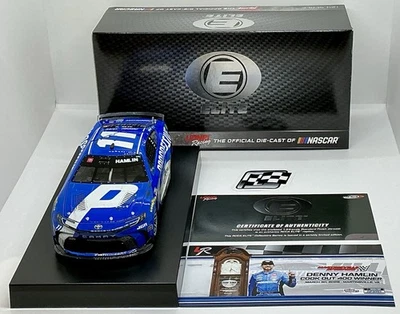 2025 1/24 #11 Denny Hamlin “Progressive Martinsville Win” Elite Camry 1 de 210 Foto 1 de 4