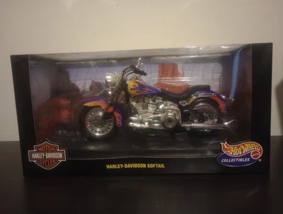 HOT WHEELS HARLEY DAVIDSON SOFTAIL MOTORCYCLE 1:10 Scale Hot Wheels - Image 1 of 4