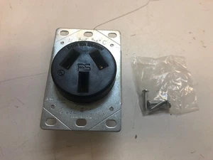PASS & SEYMOUR 3890 RANGE RECEPTACLE 50A, 125/250V, FLUSH MOUNT, AL-CU, 75 DEG C - Picture 1 of 4