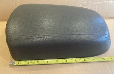 Kia Sportage 2011-2013 consola central reposabrazos tapa tapa almacenamiento gris OEM 2012 Foto 1 de 4