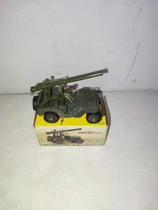 DINKY TOYS ARMEE  829 - JEEP  AVEC CANON DE 106 S.R.  - AVEC BOITE FRANCE - Foto 1 di 5