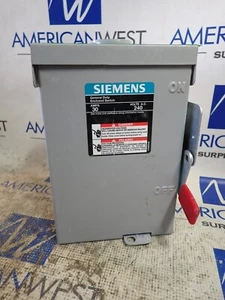 Siemens LNF221R 30 amp 240v 2 polos SIN fusionado exterior 3R desconexión DIS4055 - Imagen 1 de 9