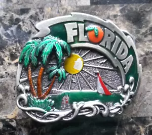 VINTAGE FLORIDA BEACH SCENE BELT BUCKLE .1980 NEW - Picture 1 of 3