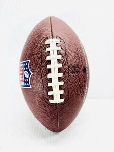 Réplica de cuero compuesto Game Day Wilson NFL tamaño completo fútbol americano "The Duke" - Imagen 1 de 6