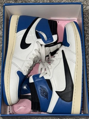Fragment Design x Travis Scott x Air Jordan 1 Retro Alto Foto 1 de 4