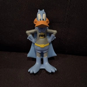 DAFFY DUCK as BATMAN 2023 Looney Tunes DC Burger King Toy – Warner Bros – NEW - Picture 1 of 4