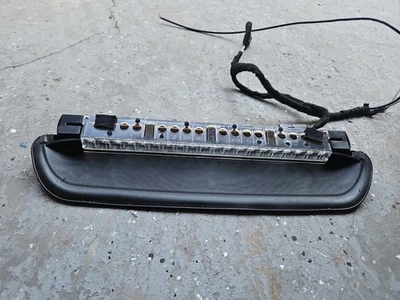 04-10 BMW E60 M5 525I 530I 535I TERCERA LUZ DE FRENO TRASERA LÁMPARA 6930030 LED Foto 1 de 4