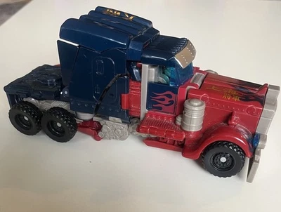 Экшн-фигурка Optimus Prime Transformer Dark Of The Moon Truck Red Blue 2006 - Изображение 1 из 4