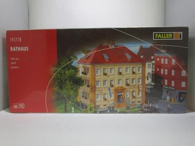 Faller H0 - 1 x Rathaus Nr. 191778 in OVP       DF4506 - Bild 1 von 2