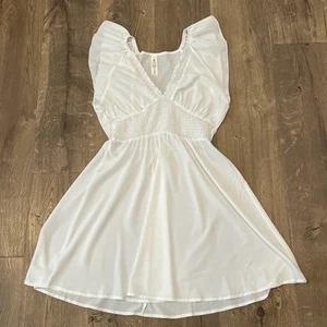Women's Blooming Jelly Solid White Dress Swimsuit Coverup Size LARGE L NICE - Picture 1 of 11