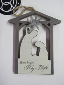 Dept 56 Wooden Silent Night Manger Ornament 6011315 New Free Shipping - Picture 1 of 3