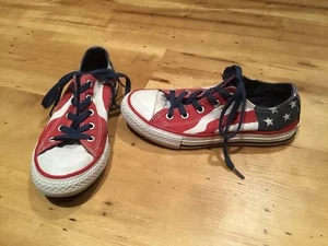 Converse Star & Stripes USA Flag Red White & Blue Low Tops Shoes Size 1.5 - Picture 1 of 4