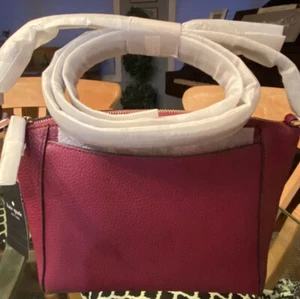 Kate Spade Crossbody Medium Jackson Triple Compartment Satchel Bag Purse Leather - Picture 1 of 3