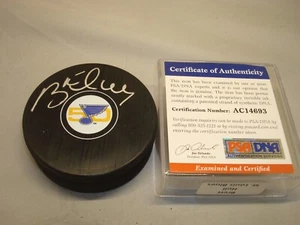 Brett Hull Signed St. Louis Blues Hockey Puck Autographed PSA/DNA COA 1F - Picture 1 of 3