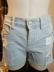 OLD NAVY BOYFRIEND LIGHT WASH MID-RISE RIPPED WOMEN CUT-OFF SHORTS NWT $29 SZ 0 - Picture 1 of 8