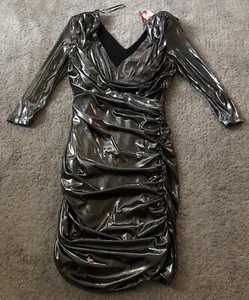 Kelly Brook New Look Metallic Silver Stretch Mini Dress Sparkles Brand New Size8 - Picture 1 of 6