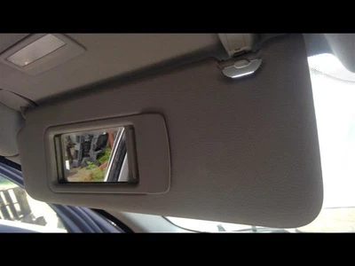 Parasol de conductor de vinilo iluminado para BMW 535i 138746 10-16 Foto 1 de 4