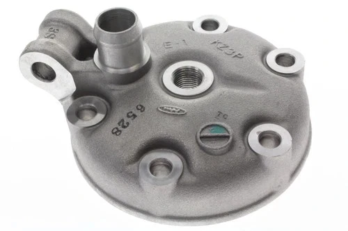 Honda Cylinder Head 1999-2001 CR250R CR250 CR 250 12201-KZ3-J10 OEM - Image 1 of 1