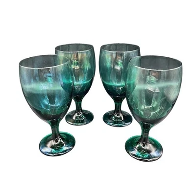 Libbey Juego de 4 copas de vino verde con tallo copas de agua vajilla San Patricio Foto 1 de 4