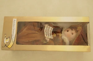 Muñeca niña villancica GT de porcelana 18 pulgadas de alto - Imagen 1 de 7
