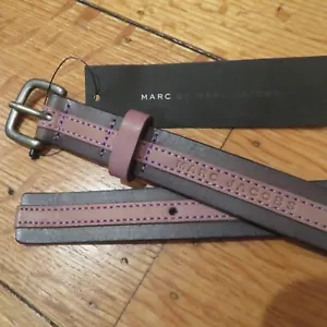 Neu mit Etikett Marc by Marc Jacobs 1 Zoll breiter Gürtel Damen Leder grau/staubig lila silber O/S - Bild 1 von 11