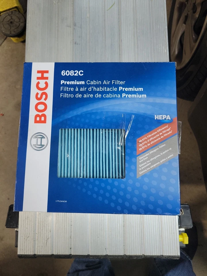 Filtro de aire BOSCH 2015-2019 para Hyundai Sonata Kia Cadenza 6082C Foto 1 de 1