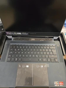 Corsair Voyager A1600 16'' 2TB SSD AMD Ryzen 9 32GB RAM Gaming Laptop - German - Picture 1 of 6